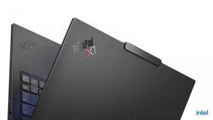 Laptop Lenovo ThinkPad X1 Carbon Gen 13 Aura Edition, Procesor Intel Core Ultra 7 255U up to 5.2Ghz, 14" 2.8K (2880x1800) OLED 500nits AG/AR/AS, touch, ram 32GB soldered 8400Mhz LPDDR5x, 1TB SSD M.2 PCIe NVMe, Intel Graphics, culoare Black, Windows11 Pro