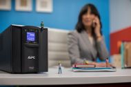 APC SMART-UPS C 1000VA TOWER w Smart Con
