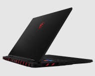 Raider 18 UHD+ U9 290HX+ 64 2T 5090 W11H